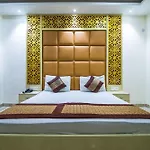 Hotel Orchid Garden Karol Bagh