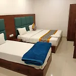 Hotel Tela International Near Delhi Airport