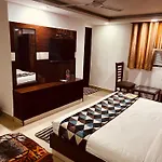 Hotel Tela International Near Delhi Airport