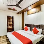 Jps Galaxy Hotel Near Pvr Vikaspuri Delhi