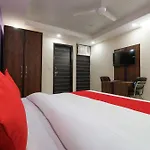 Hotel O Maharaja Gold