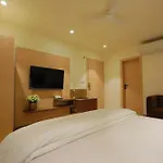 Hotel 16