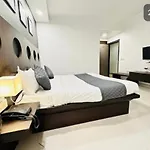 Hotel Bloom - National Highway- 8, Mahipalpur