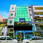 Hotel The Lazeez