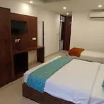 Hotel Royal Tark Plaza Near Igi Airport Delhi