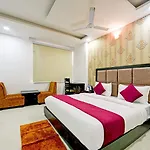 The Atlantes Suite Near Delhi Airport