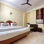Silvershine Family Hotel- New Delhi