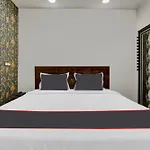 Collection O Hotel Vcr Inn