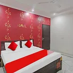 Hotel O Jpc Residency Near Dlf Avenue Saket