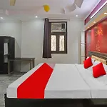 Hotel O Jpc Residency Near Dlf Avenue Saket