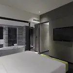 Hotel Empire Suites