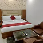Airport Hotel The Class 5 Mins Aerocity Metro