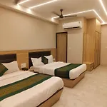 Hotel 66 By A1Rooms