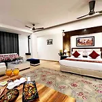 Hotel Shoba Estate Delhi Airport