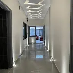 Amazing 3Bhk Home Near Airport With Jacuzzi & Private Pool In Punjabi Bagh