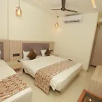 Hotel Zed - Near Delhi Airport