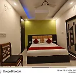 Hotel Infinity International Near Igi Airport