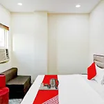 Hotel O Royal Lotus Stay Near Ip Extension Metro Station