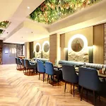 Hotel Uptown - 1Km From Connaught Place