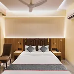 Hotel Ivy Plaza Near Delhi Airport