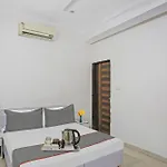 Hotel O Imperial Residency Near Dashrath Puri Metro Station