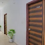 Hotel O Imperial Residency Near Dashrath Puri Metro Station