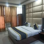 Hotel Tej Plaza Near Delhi Airport