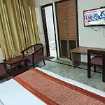 Hotel Classic Inn Near Karol Bagh Metro