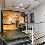 Fabhotel Aerosky Inn - Nr Yashobhoomi Convention Centre