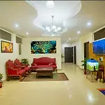 Hotel Happy Residency - Near Saket Metro