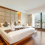 Airport Hotel L Arc Terminal T3