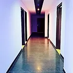 Saket Suites- Near Max Hospital