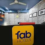 Fabhotel Model Town