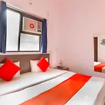 Hotel O Noida Villa
