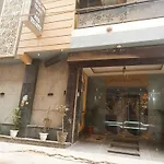 Hotel O Travel Inn