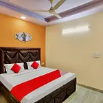 Hotel O S P Rooms
