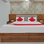 Hotel O Avi Suites