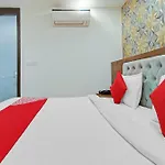 Hotel O Avi Suites