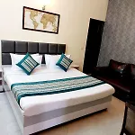 Hotel Khusbu Residency, Green Park Market, Couple Friendly