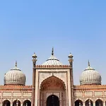 Hotel Mayfair Just A Minute Away From New Delhi Railway Station And Connaught Place