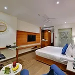 The Glory Suites Near Igi Airport