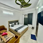 Hotel Comfort Inn, Mundka, New Delhi - Near Nangloi Metro Station