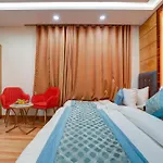 Just Renovated - Hotel Krishna Palace With Parking & Only 2 Mins Walk From Metro