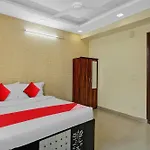 Hotel O Welcome Hotel Near Dlf Avenue Saket