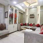 Hotel Lavish Inn By Qotel Rajouri Garden New Delhi