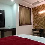 Delhi - Hotel City Height - Delhi Ncr Id Not Accepted