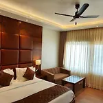 Hotel Olive Aaero Suites Near Igi Airport