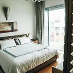 Hotel Seven Inn Villa Near Igi Airport