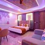 Hotel Armani Suites At Delhi Airport