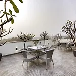 Saltstayz Select - Nehru Place & New Friends Colony